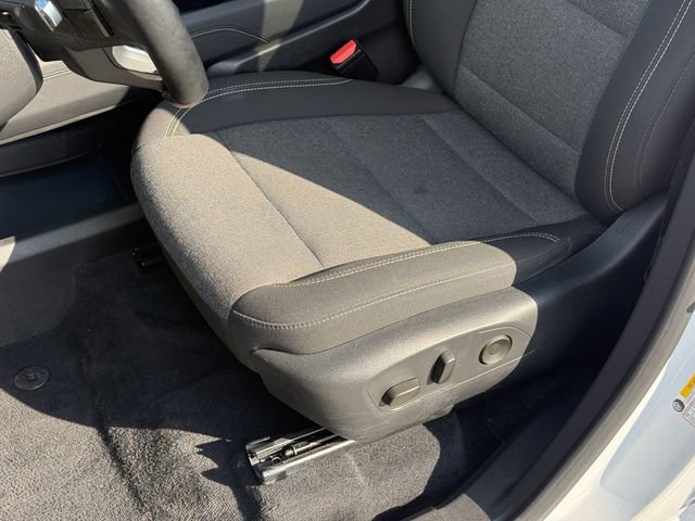 Used 2025 GMC Acadia Elevation image 15