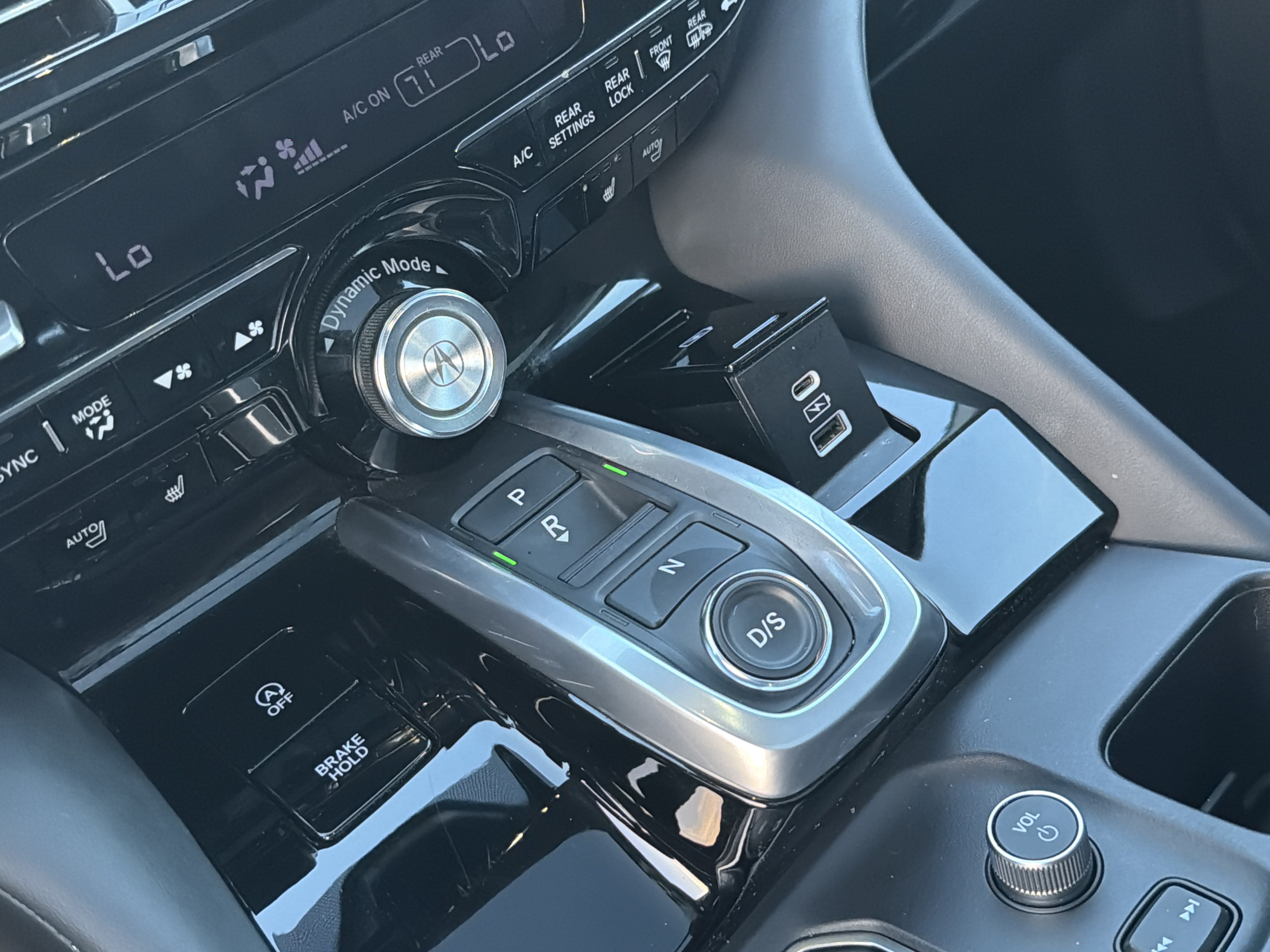 Certified 2023 Acura MDX w/ Technology Package FWD image 24