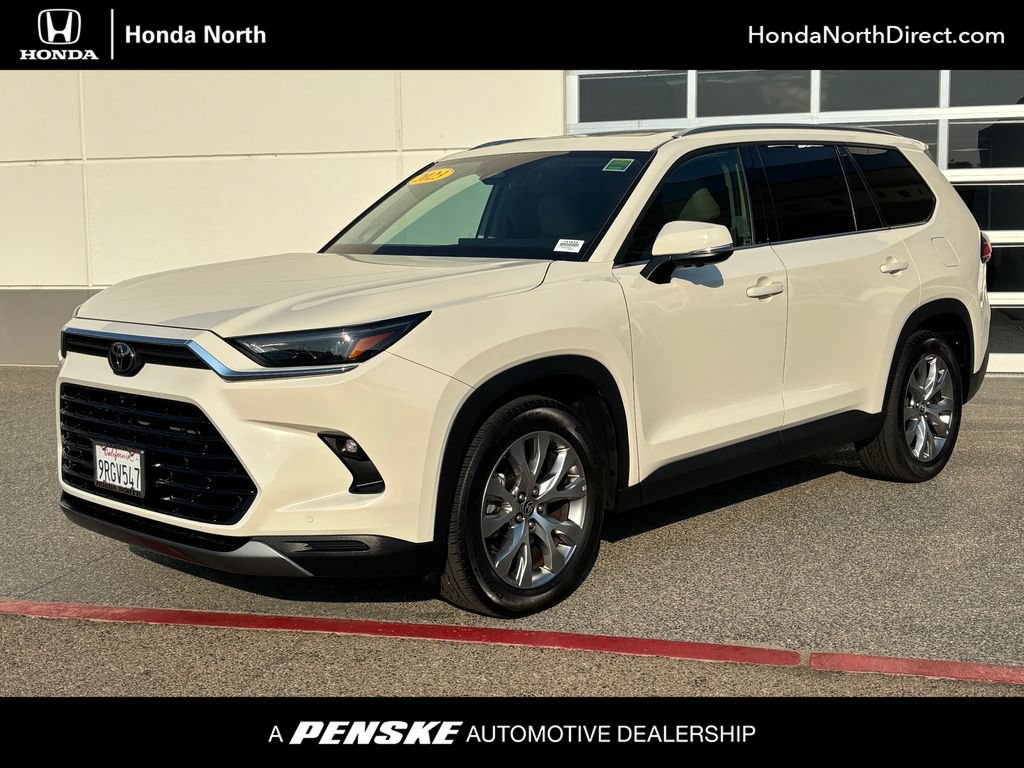 Used 2024 Toyota Grand Highlander AWD image 1