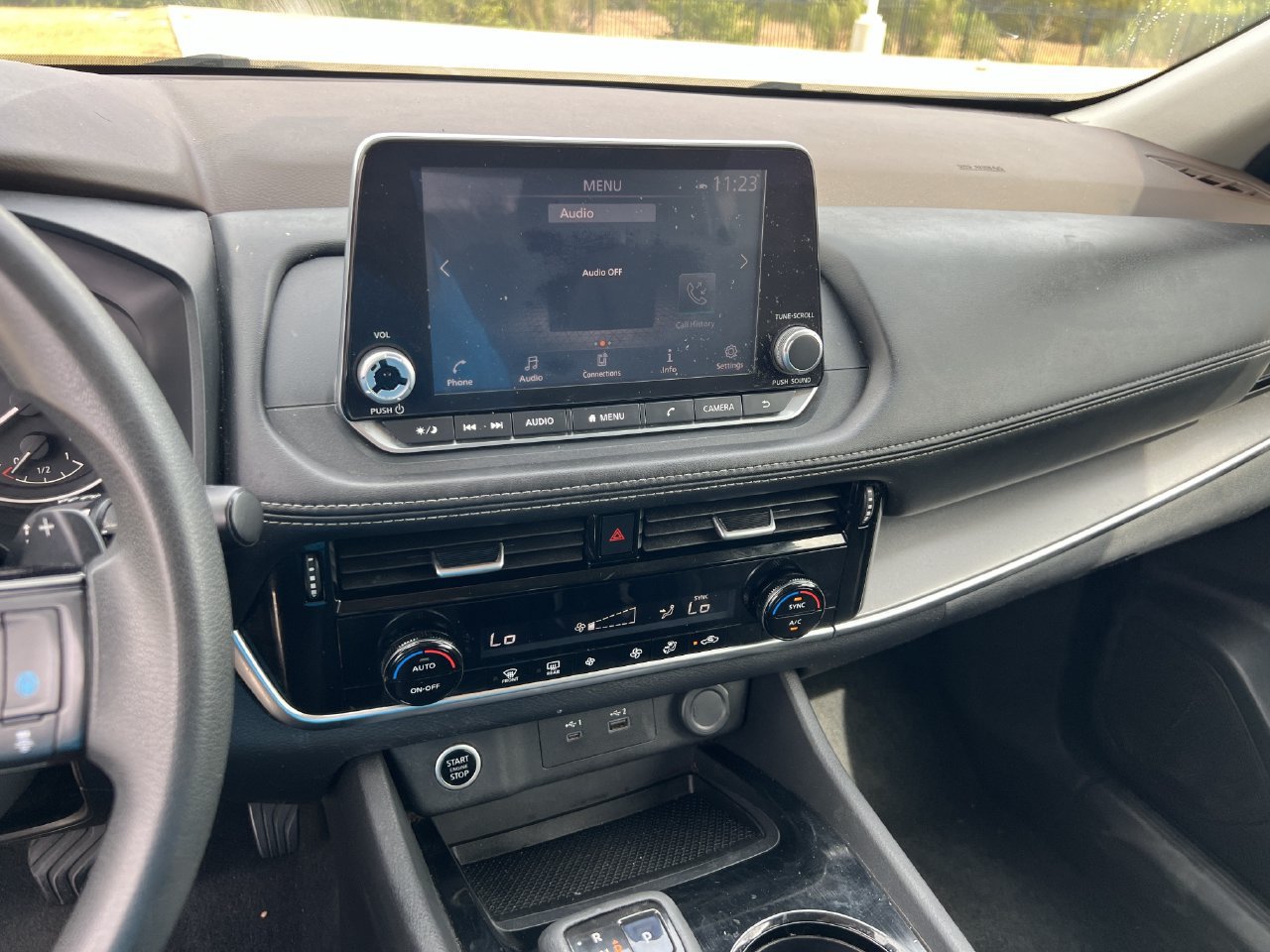 Used 2021 Nissan Rogue SV AWD/4WD image 8