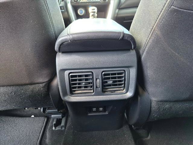 Used 2021 Toyota Venza LE w/ Carpet Mat Package (TMS) AWD/4WD image 15