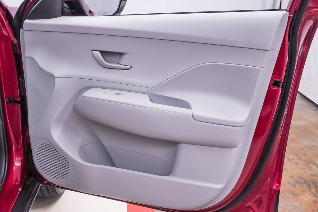 Certified 2024 Hyundai Kona SEL image 30