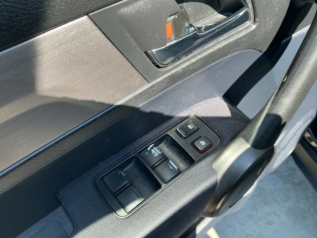 Used 2011 Honda CR-V LX image 13