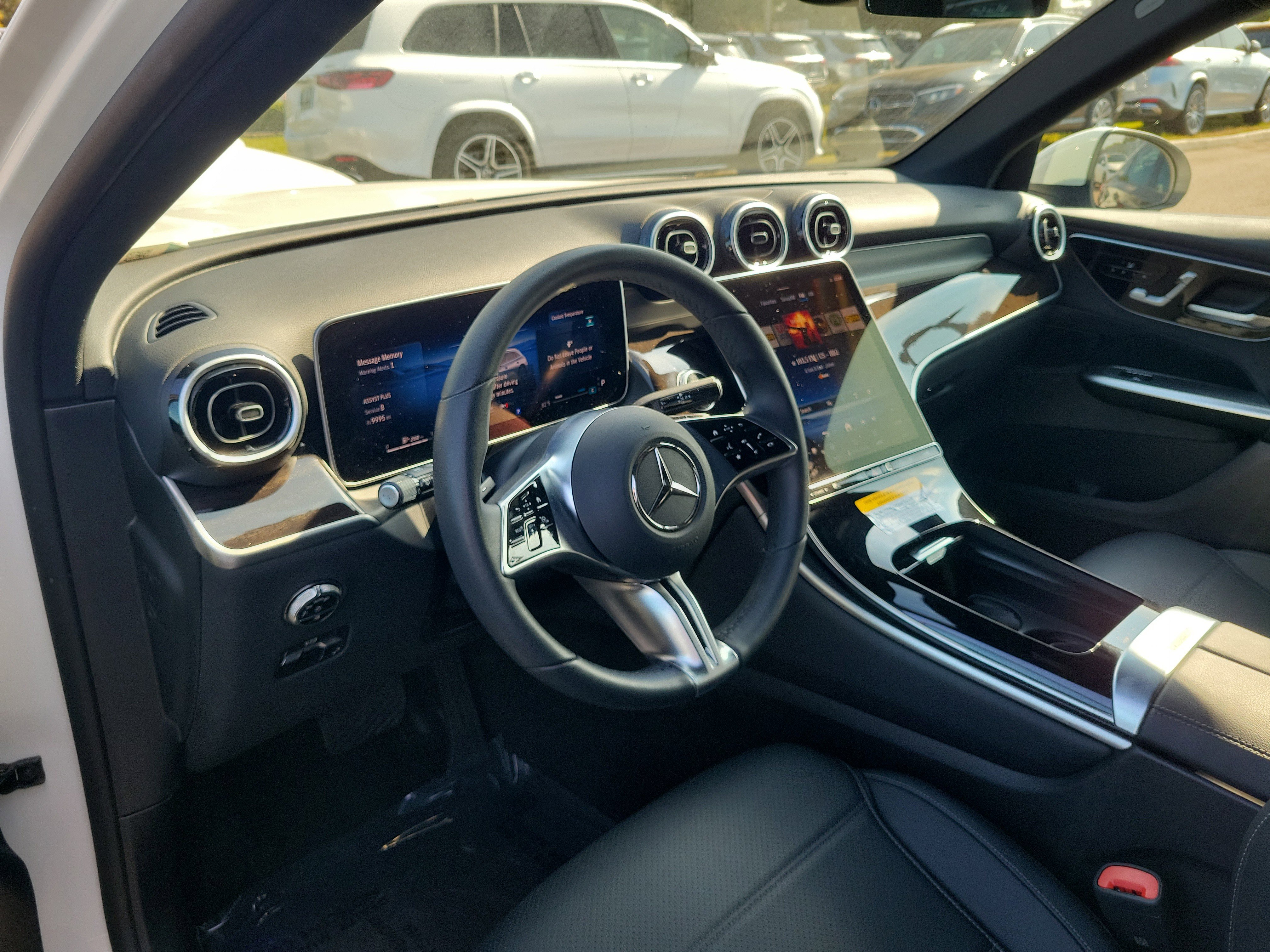 Certified 2025 Mercedes-Benz GLC 300 image 19