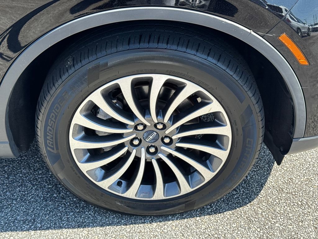 Used 2020 Lincoln Aviator Reserve w/ Elements Package Plus image 12