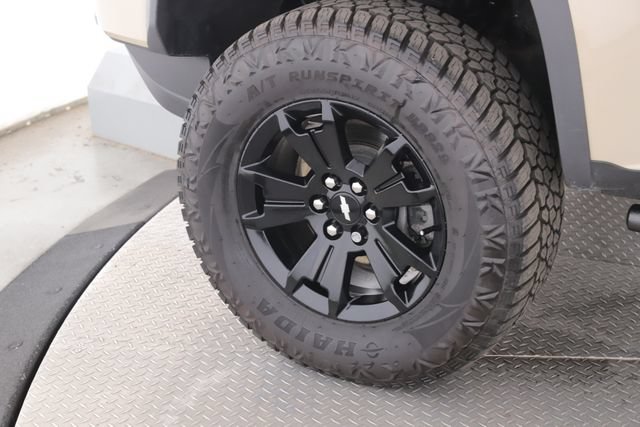 Used 2022 Chevrolet Colorado ZR2 w/ ZR2 Dusk Special Edition AWD/4WD image 13