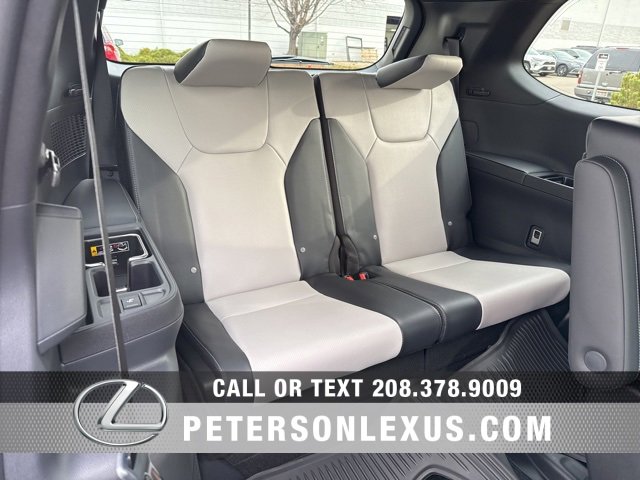 New 2026 Lexus TX 500h AWD image 18