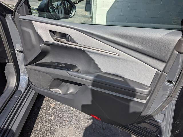 Used 2025 Toyota Camry LE image 15