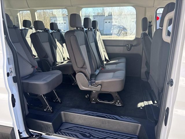 Used 2023 Ford Transit 350 XLT image 17