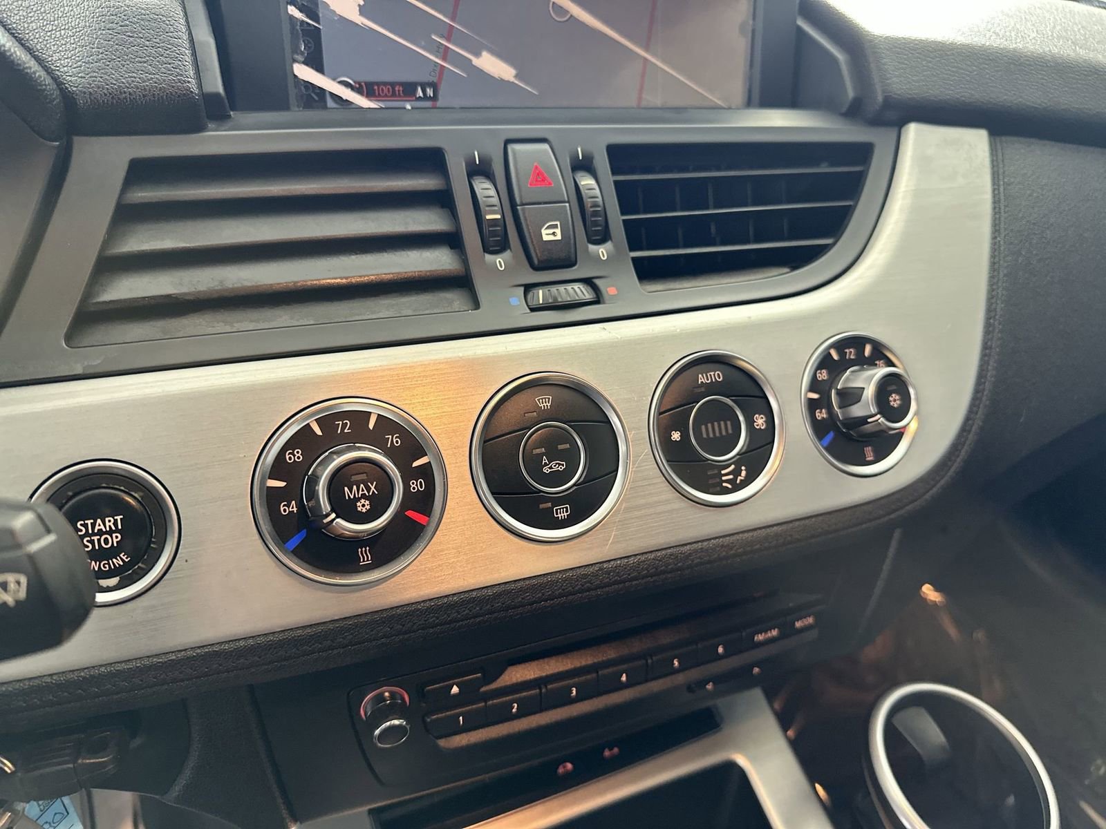 Used 2011 BMW Z4 sDrive35i image 19