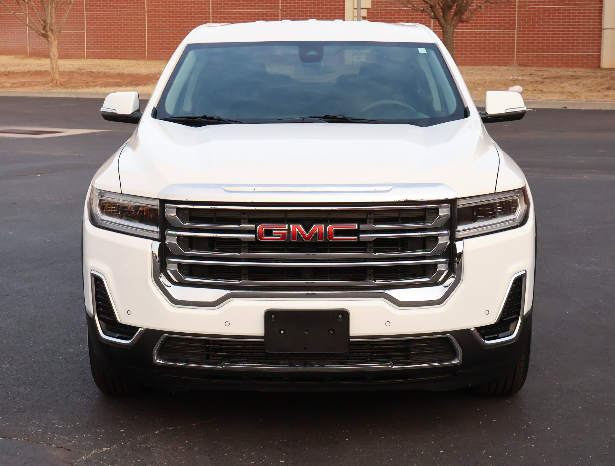 Used 2023 GMC Acadia SLE image 25