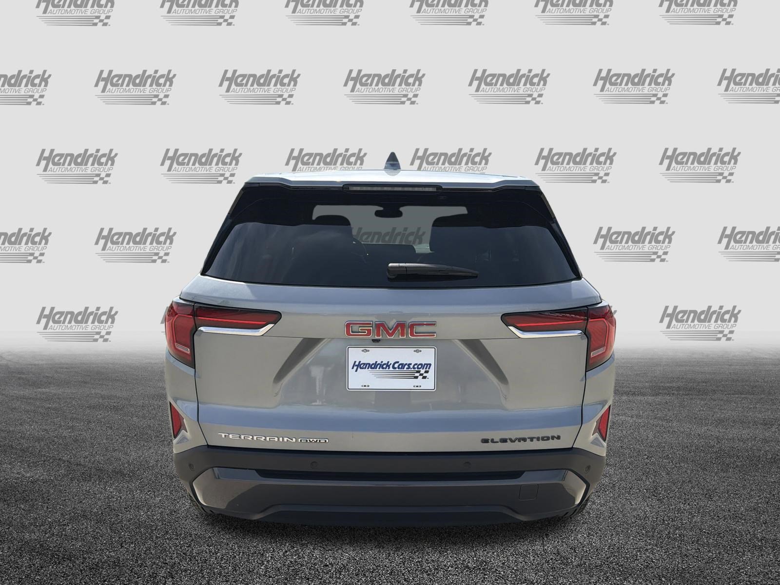 Used 2025 GMC Terrain Elevation AWD/4WD image 9