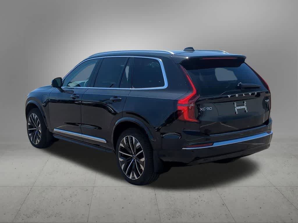 New 2026 Volvo XC90 T8 Plus w/ Protection Package Premier AWD/4WD image 4