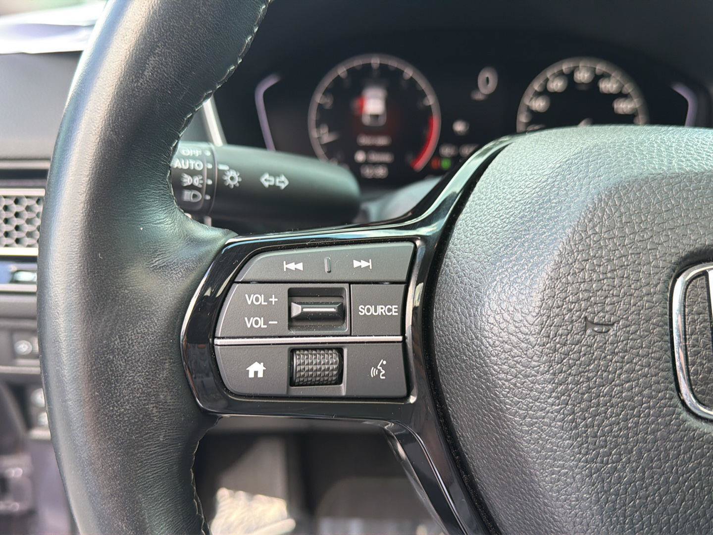 Used 2023 Honda Civic EX-L image 20