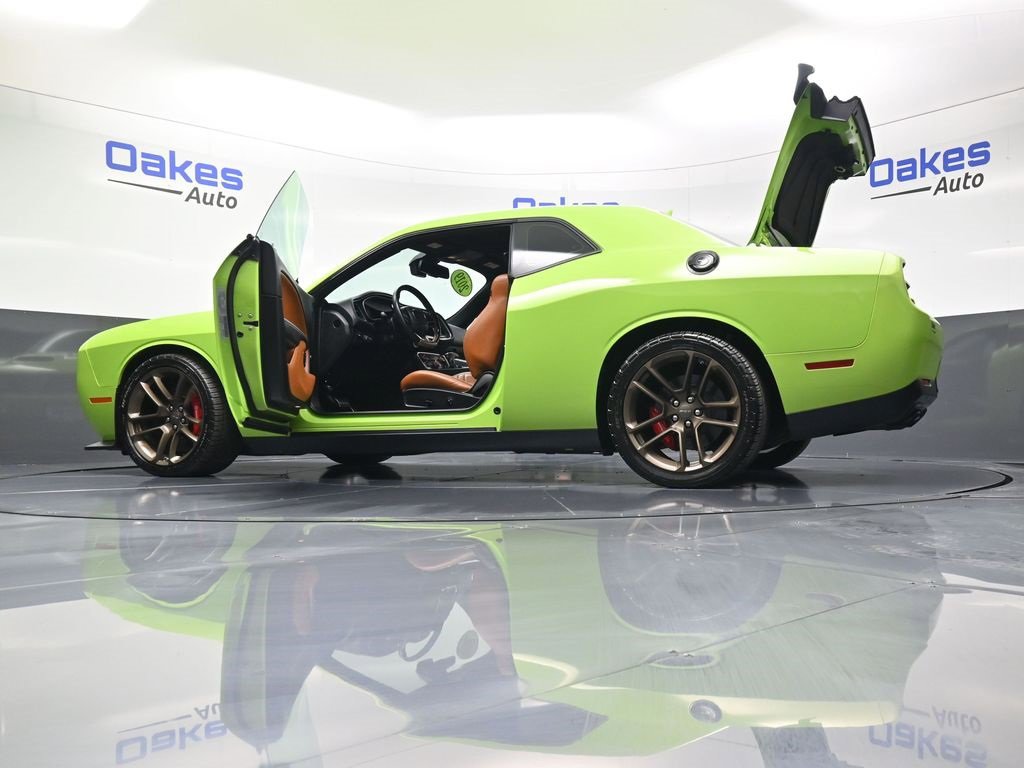 Used 2019 Dodge Challenger SRT Hellcat Redeye image 53