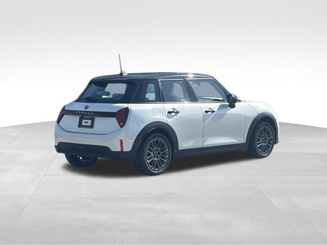New 2026 MINI Cooper 4-Door Hardtop FWD image 4