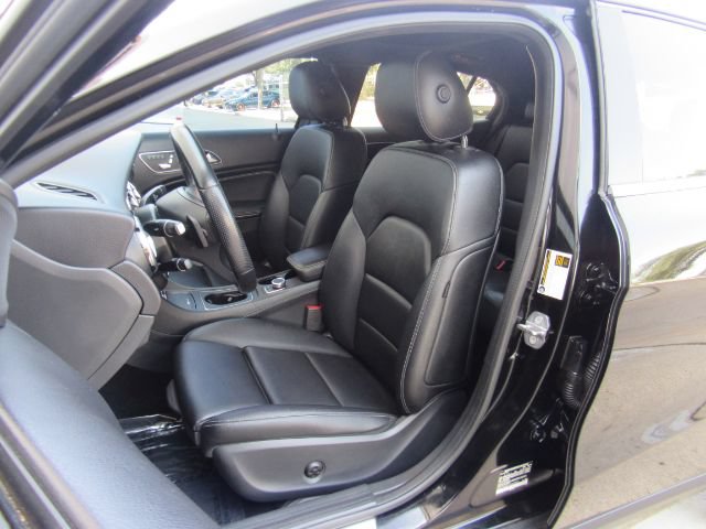 Used 2020 Mercedes-Benz GLA 250 w/ Premium Package image 6