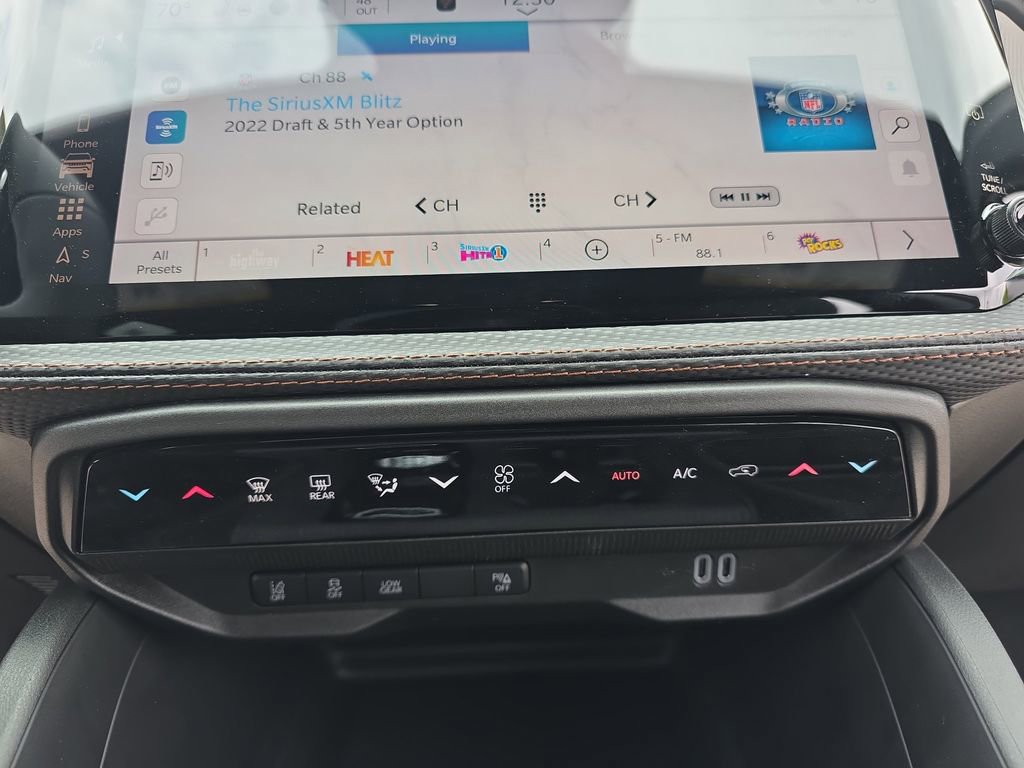New 2026 Jeep Cherokee Limited AWD/4WD image 21