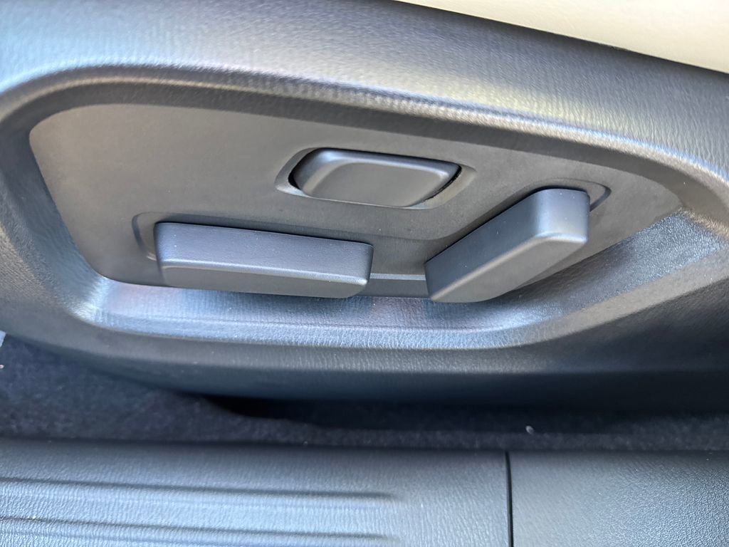 Used 2025 MAZDA CX-5 AWD 2.5 S w/ Premium Plus Pkg image 10