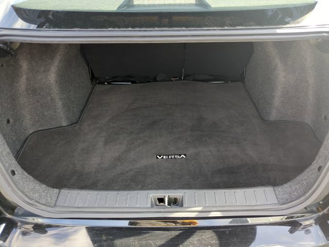 Used 2023 Nissan Versa SV FWD image 27