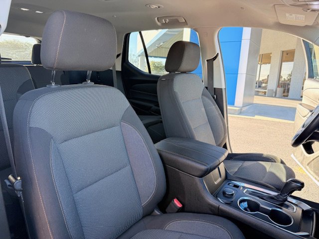 Used 2020 Chevrolet Traverse LT image 22