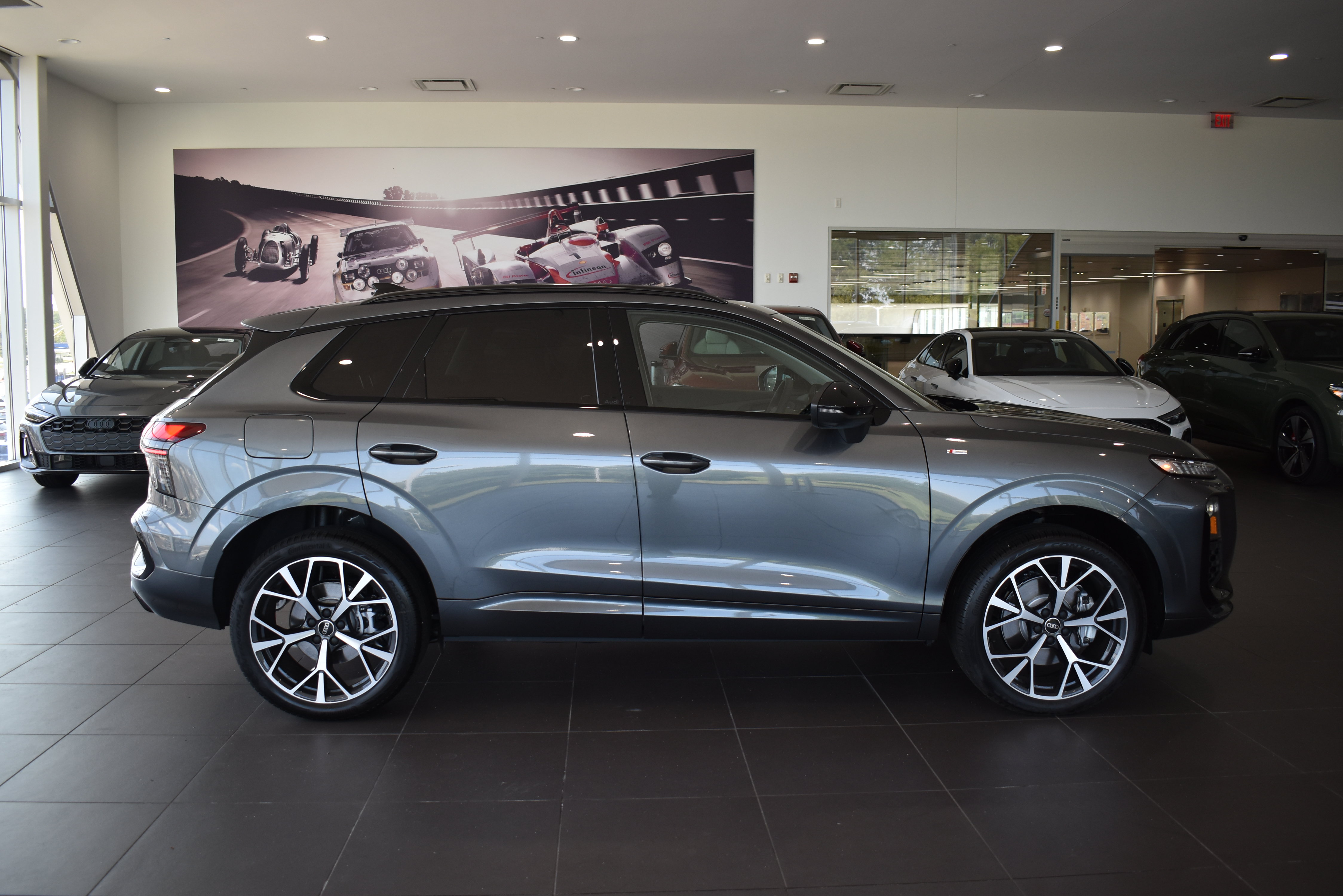 New 2026 Audi Q3 quattro 2.0T AWD/4WD image 8