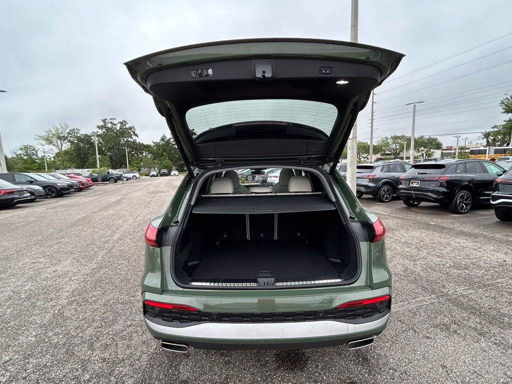Used 2025 Audi Q5 Premium Plus w/ Premium Plus image 51
