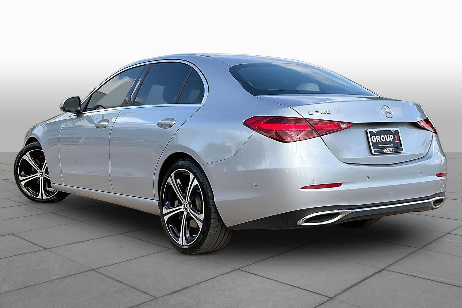 Used 2024 Mercedes-Benz C 300 Sedan image 12