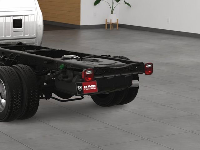 New 2024 RAM 5500 Tradesman image 14