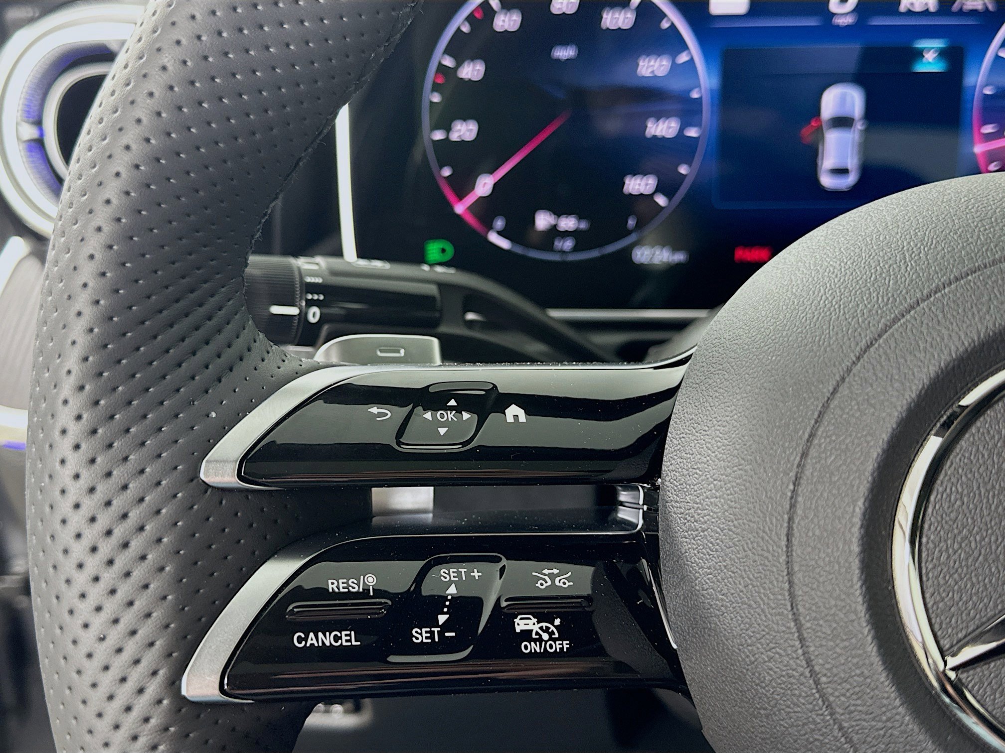 Certified 2025 Mercedes-Benz C 300 4MATIC Sedan image 12