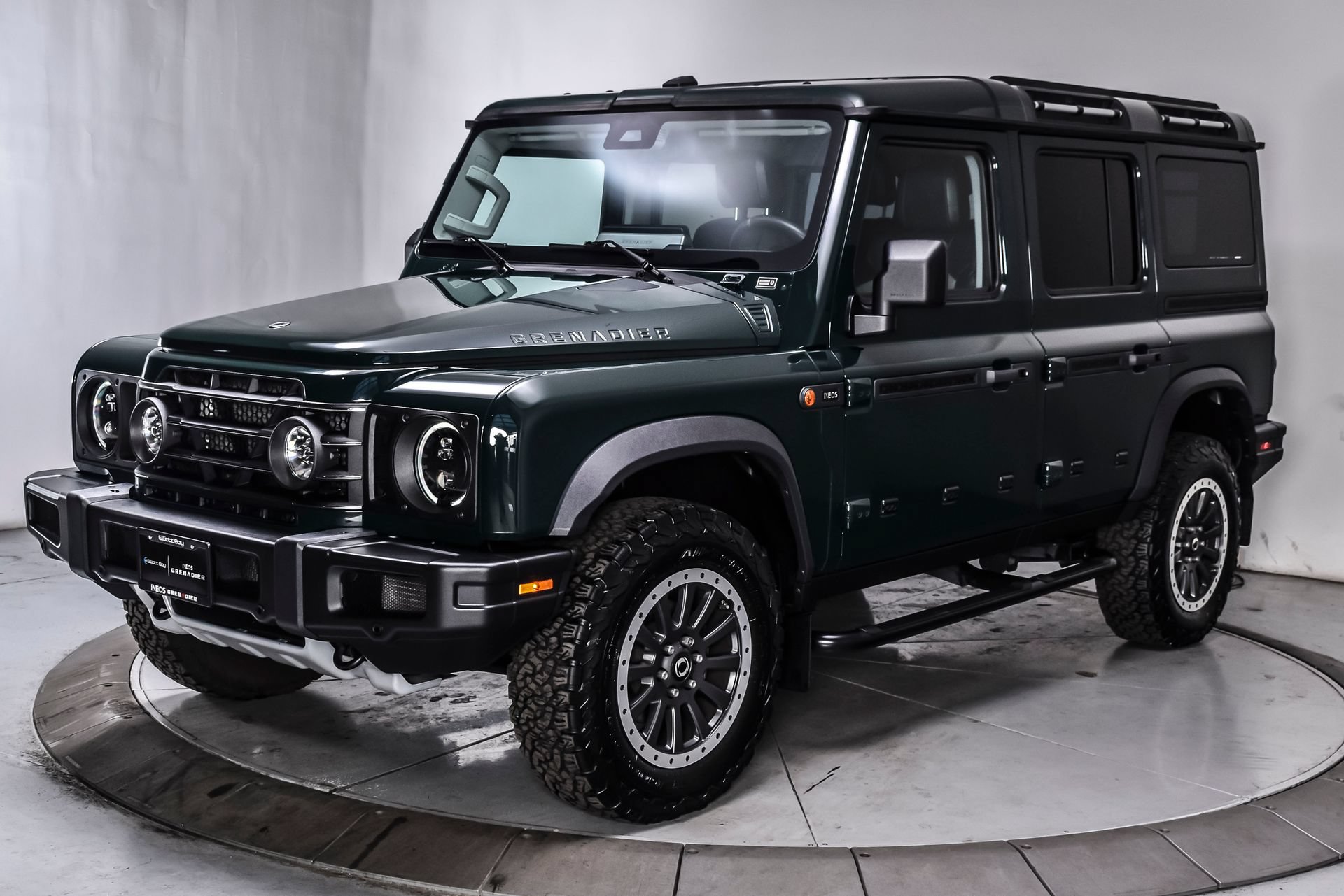 Used 2024 INEOS Grenadier Station Wagon AWD/4WD image 3