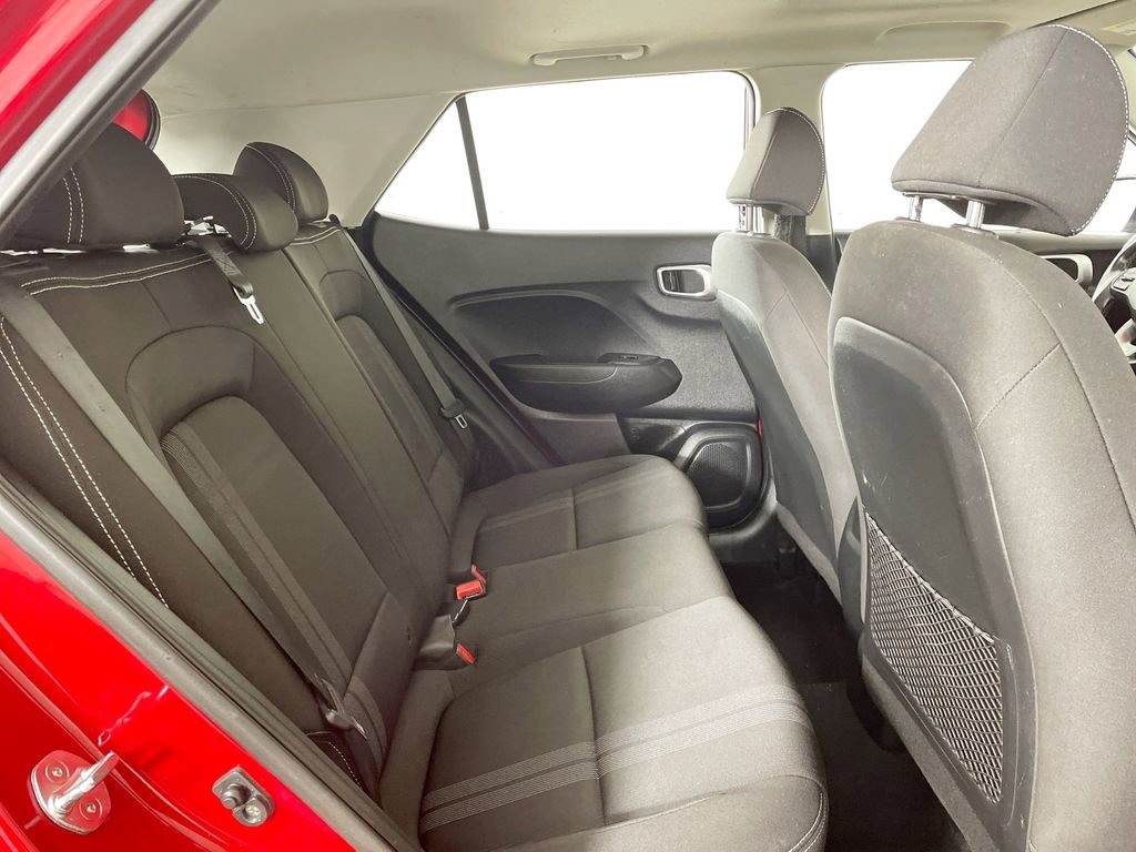 Used 2022 Hyundai Venue SEL w/ Cargo Package image 29