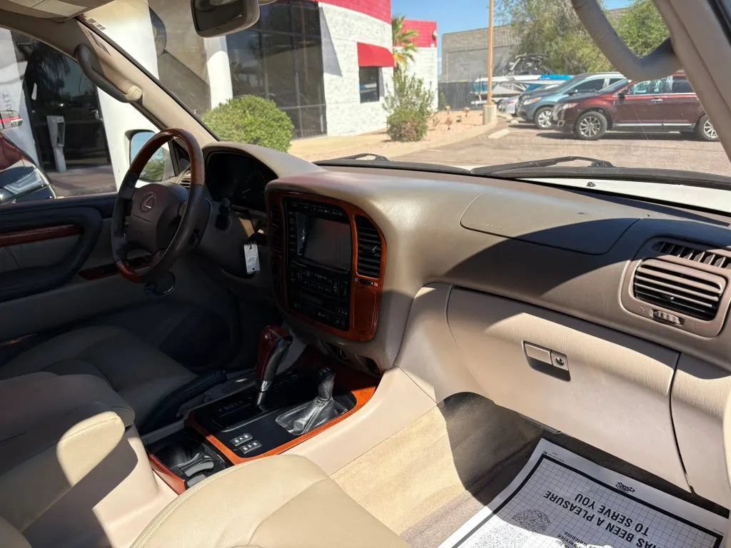 Used 2001 Lexus LX 470 4WD image 13