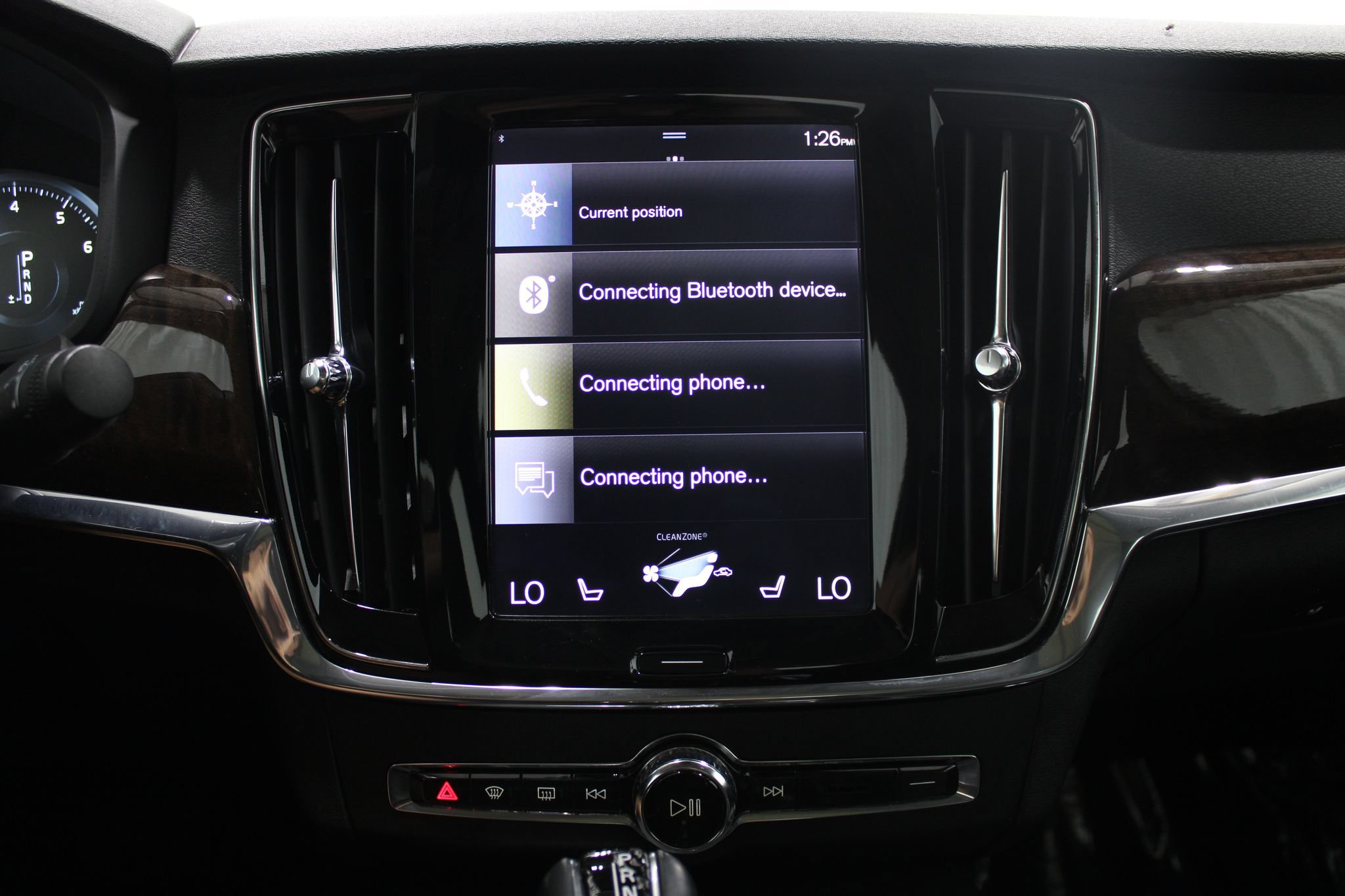 Used 2018 Volvo S90 T5 Momentum w/ Convenience Package AWD/4WD image 32