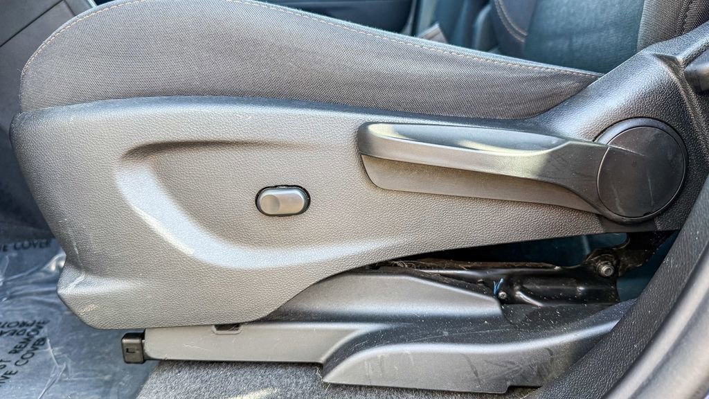 Used 2017 Chevrolet Trax LS AWD/4WD image 21