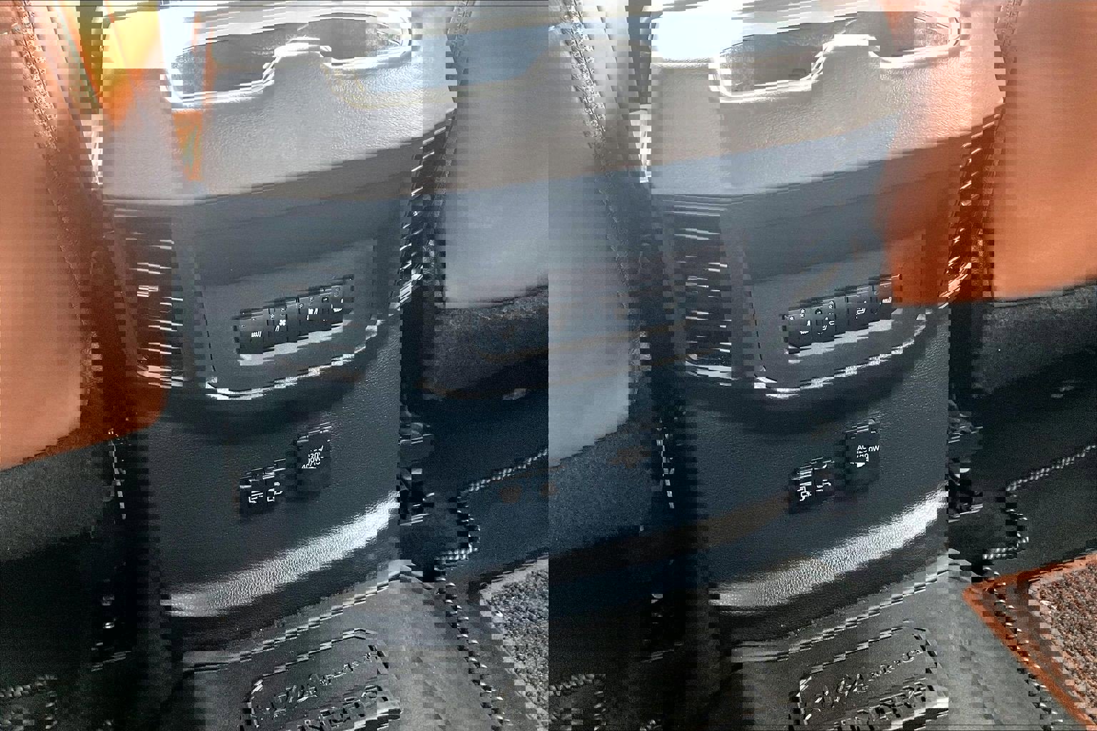 Used 2024 Toyota Tundra 1794 Edition image 32