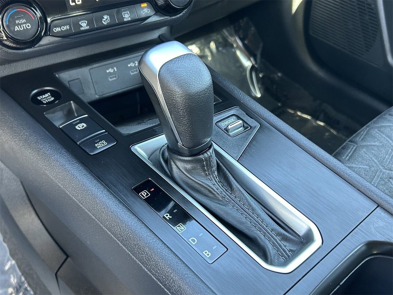 New 2026 Nissan Kicks SV FWD image 28