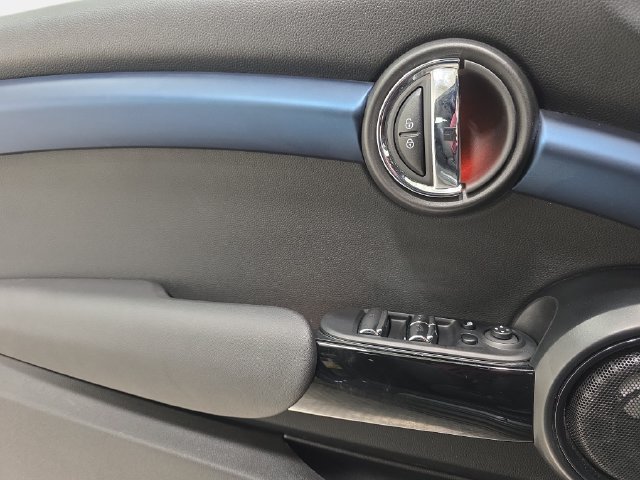 Used 2021 MINI Cooper S w/ Sidewalk Package FWD image 24
