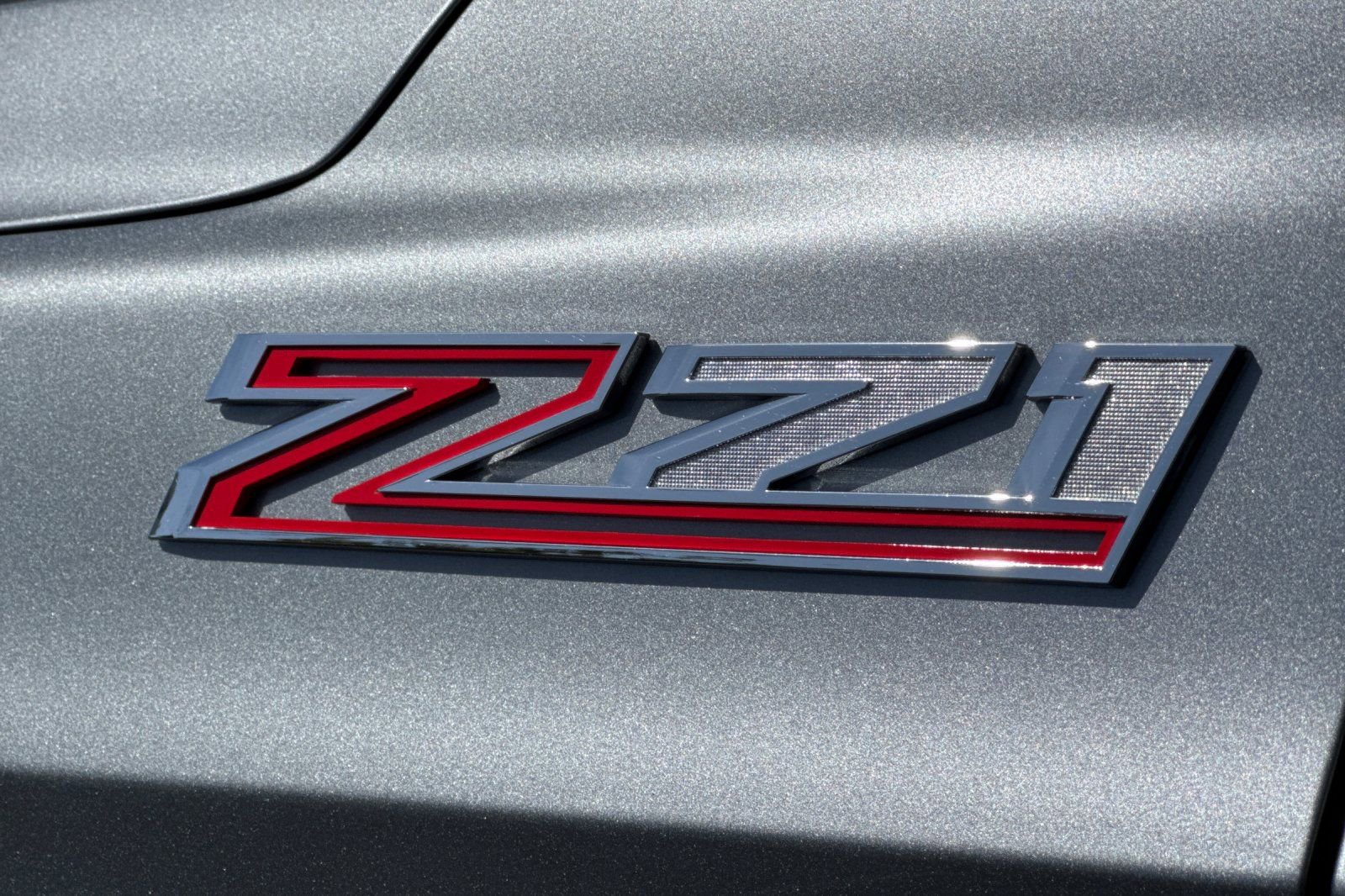 Used 2025 Chevrolet Suburban Z71 AWD/4WD image 48