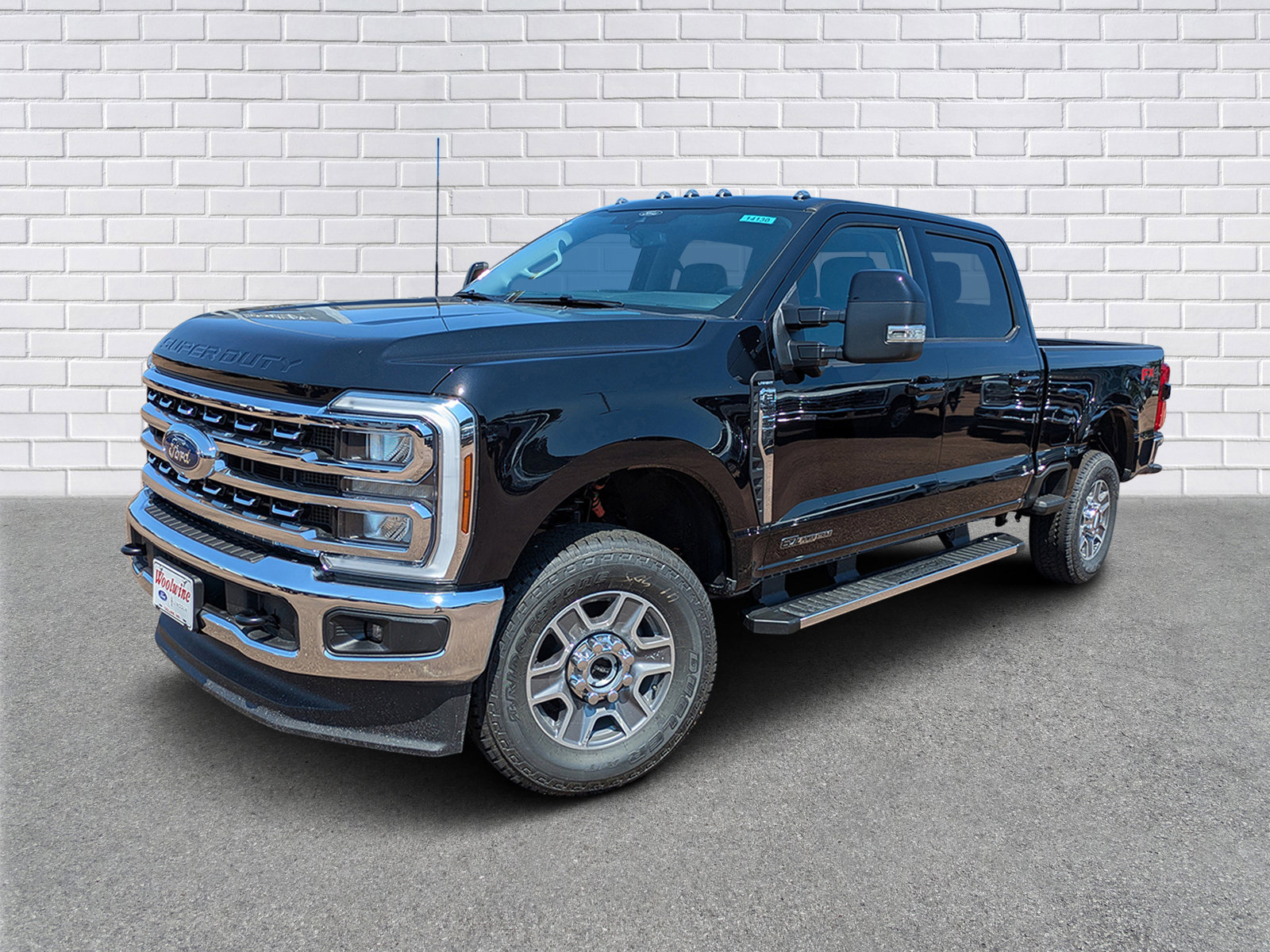 New 2025 Ford F250 Lariat w/ FX4 Off-Road Package