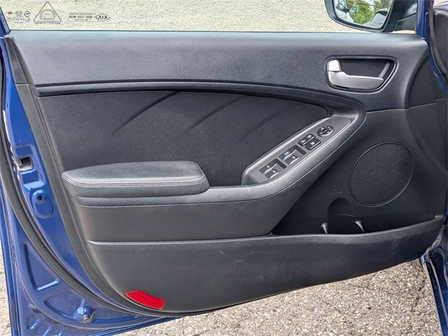 Used 2017 Kia Forte LX image 14