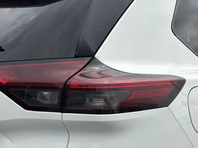 Certified 2022 Nissan Rogue S FWD image 4