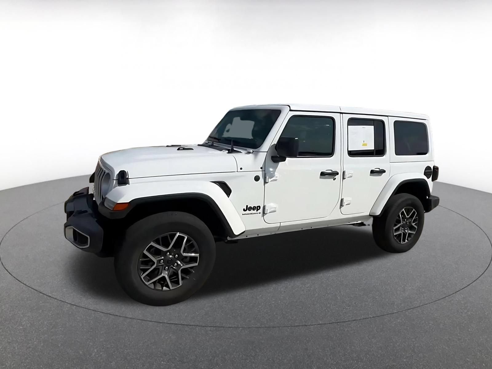 Used 2025 Jeep Wrangler Unlimited Sahara AWD/4WD image 7