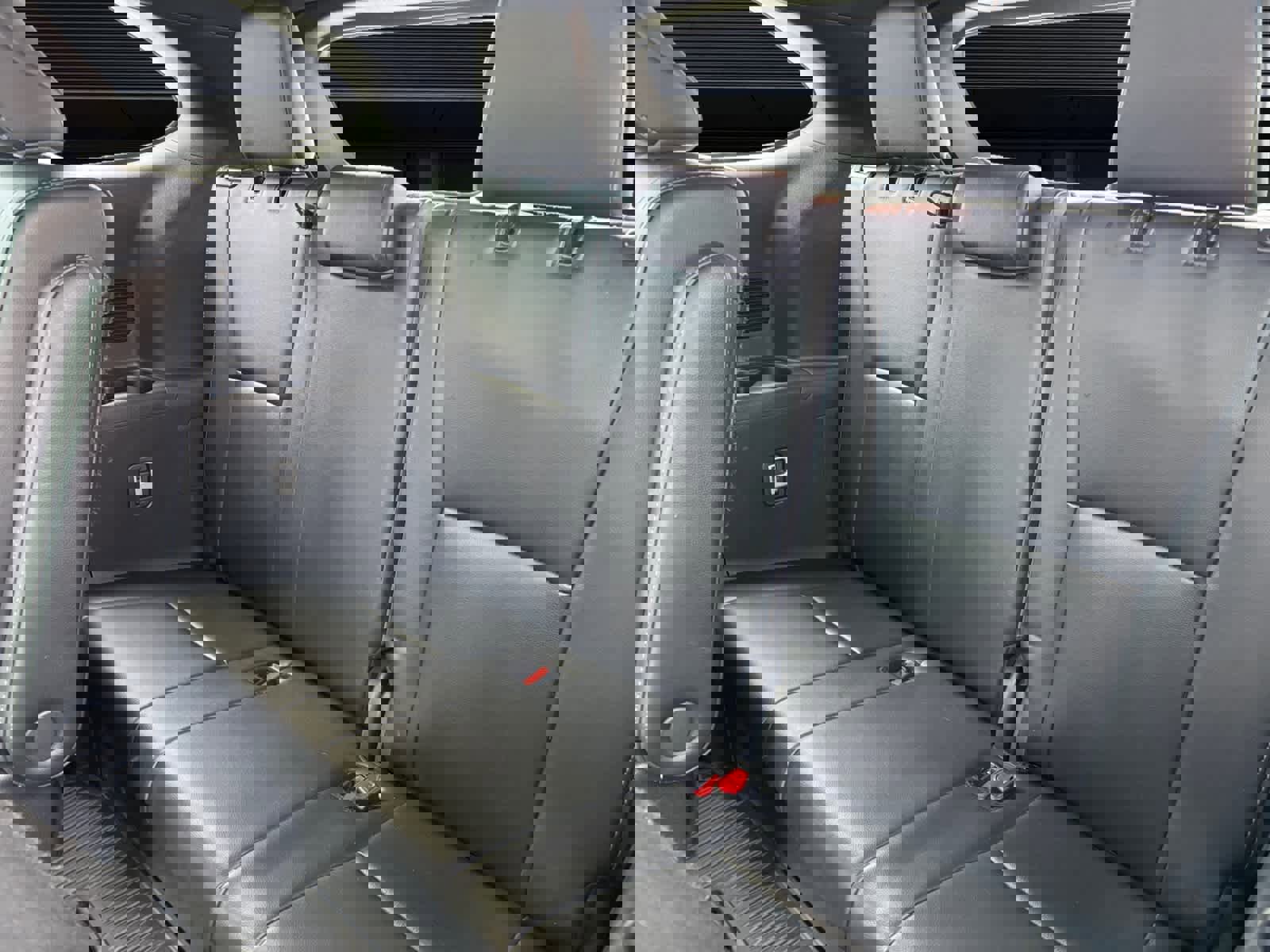 Used 2024 Toyota Highlander XSE image 17