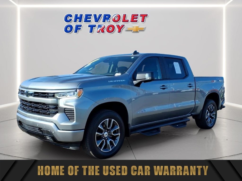 Used 2024 Chevrolet Silverado 1500 RST w/ Convenience Package II AWD/4WD image 4