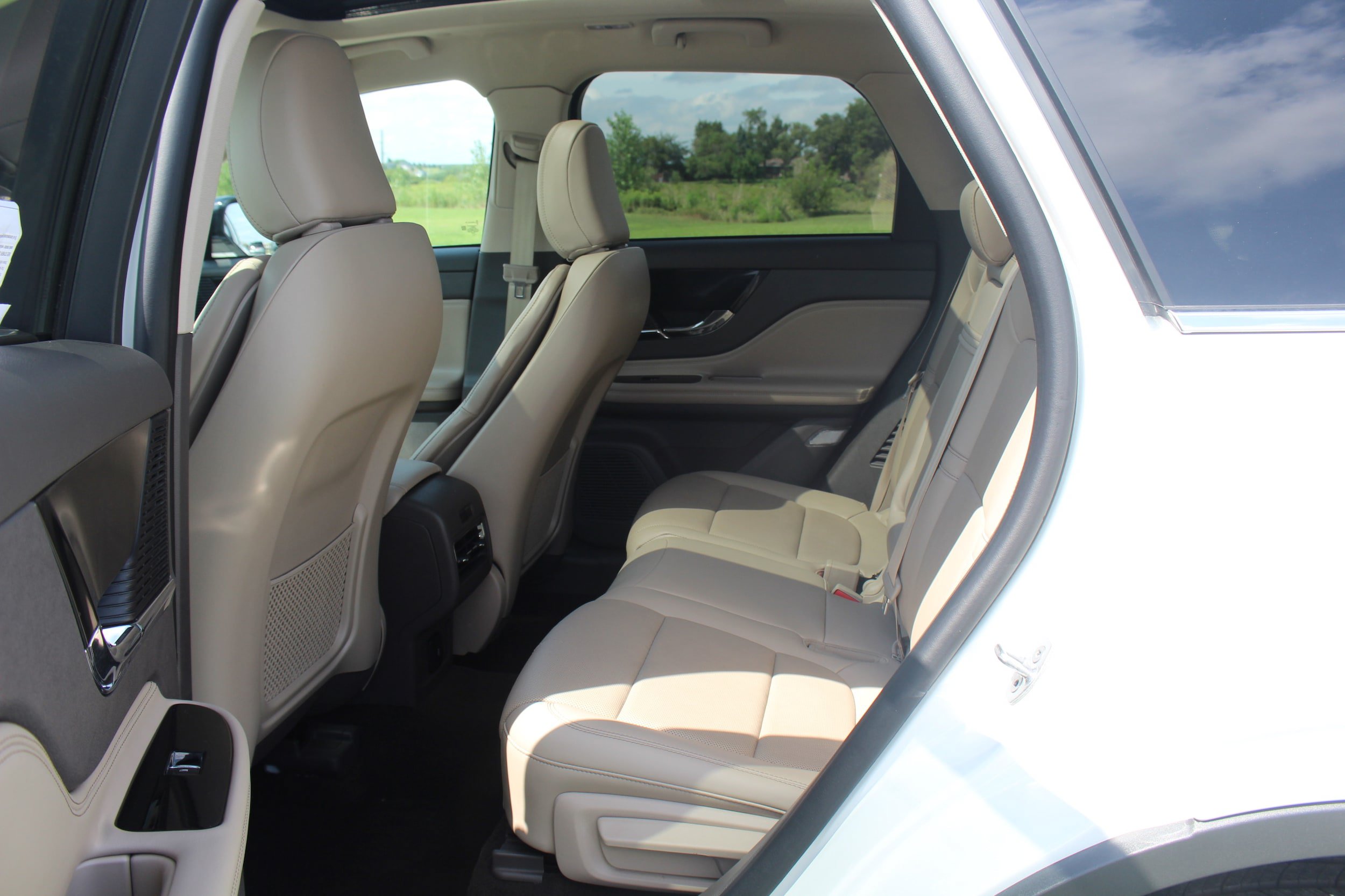Used 2022 Lincoln Corsair AWD w/ Premium Package image 20