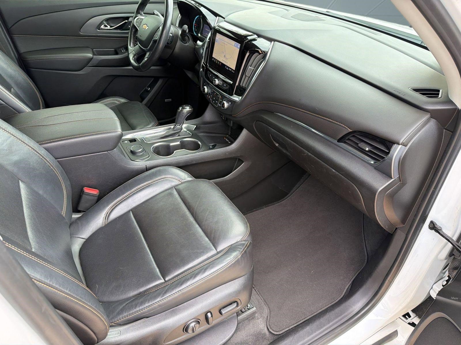 Used 2020 Chevrolet Traverse Premier FWD image 29