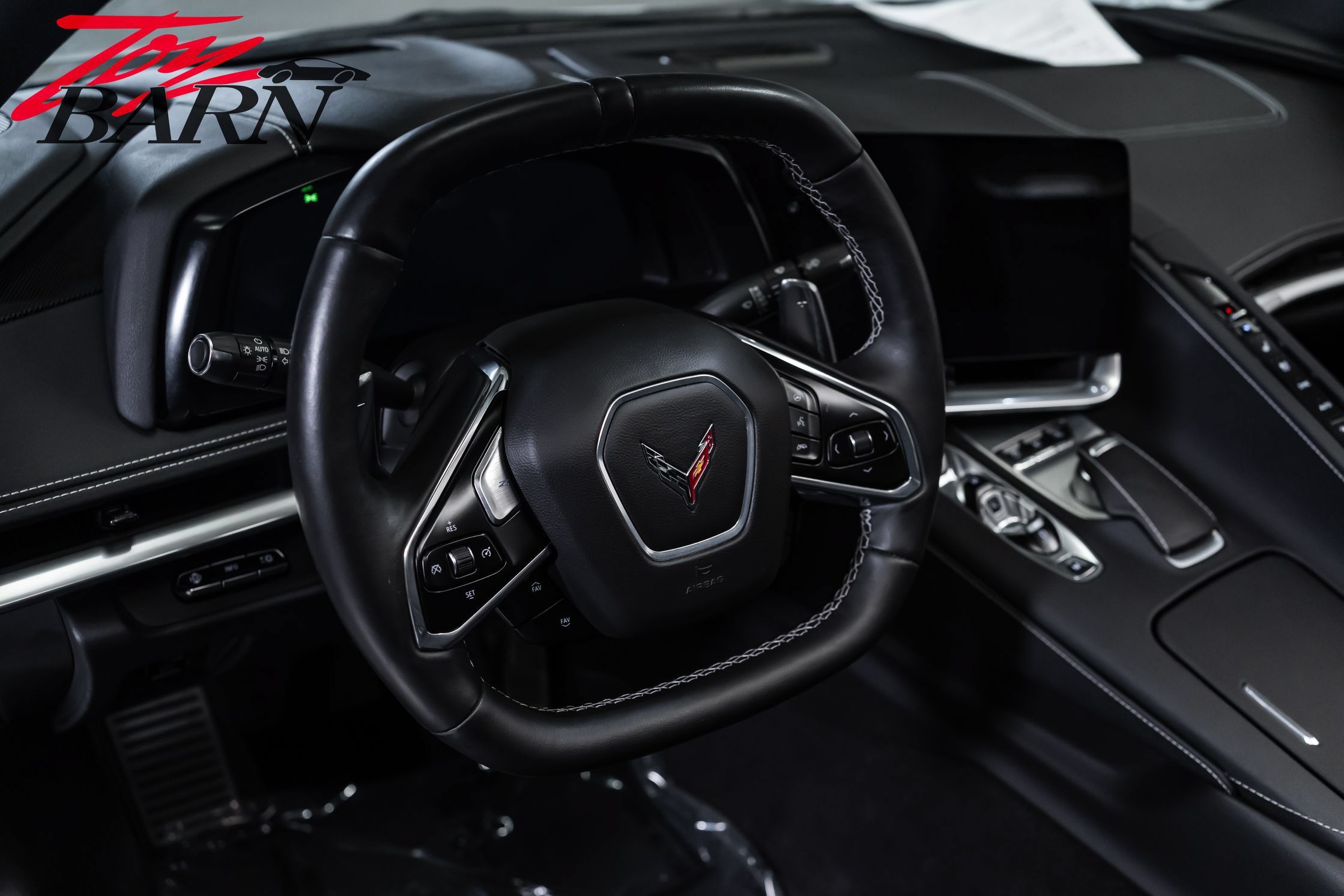 Used 2022 Chevrolet Corvette Stingray Preferred Cpe w/ Z51 Performance Package RWD image 33