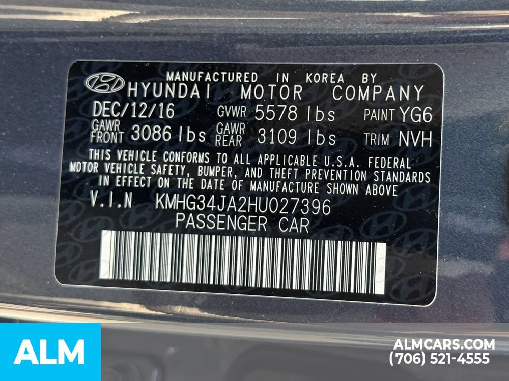 Used 2017 Genesis G90 3.3T Premium RWD image 26