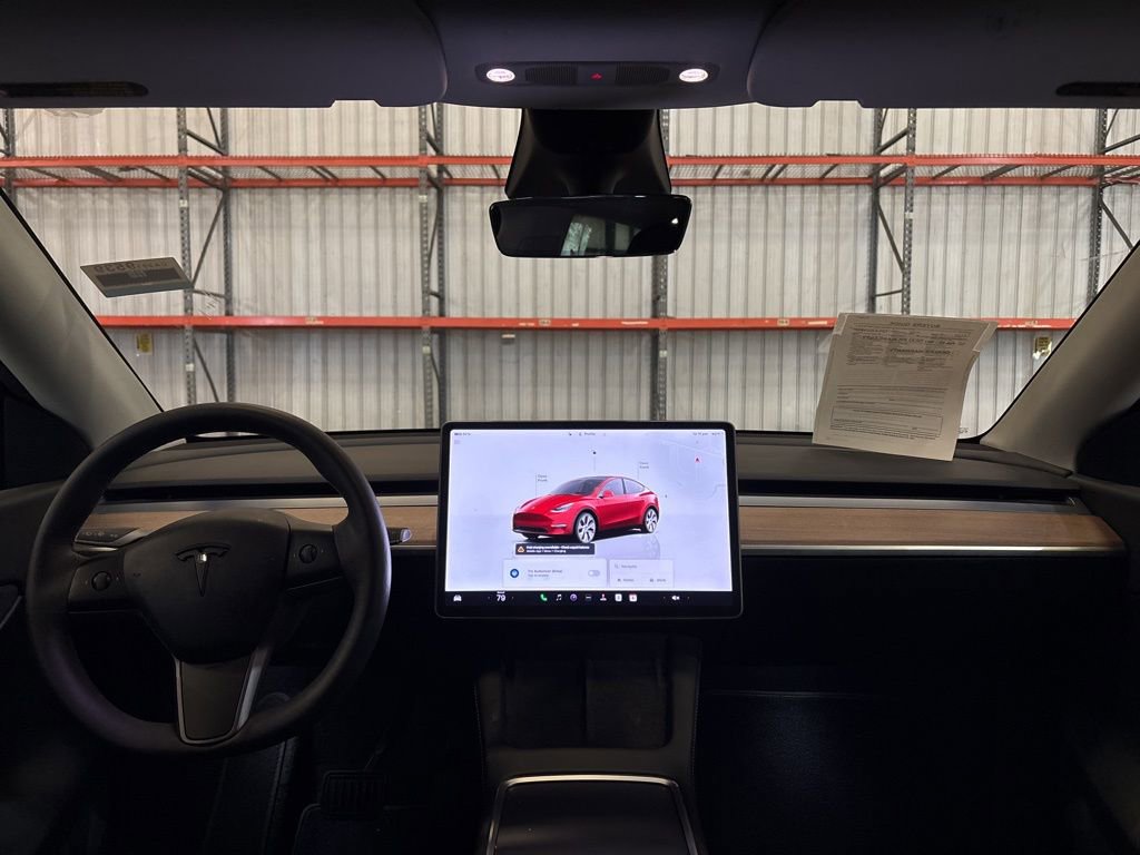 Used 2022 Tesla Model Y Long Range image 22